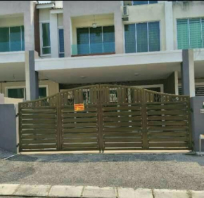Idham Homestay